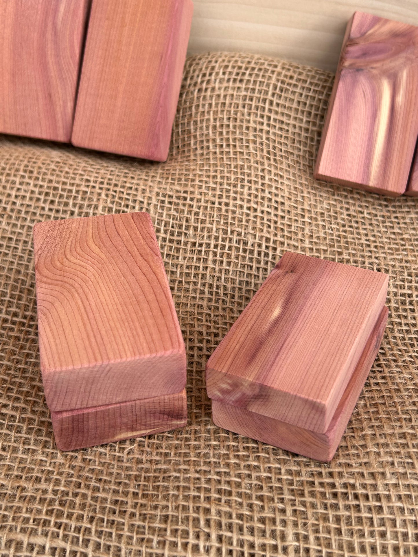 Closet and Drawer Freshener’s, Aromatic Red Cedar Blocks, Natural Insect Repellent