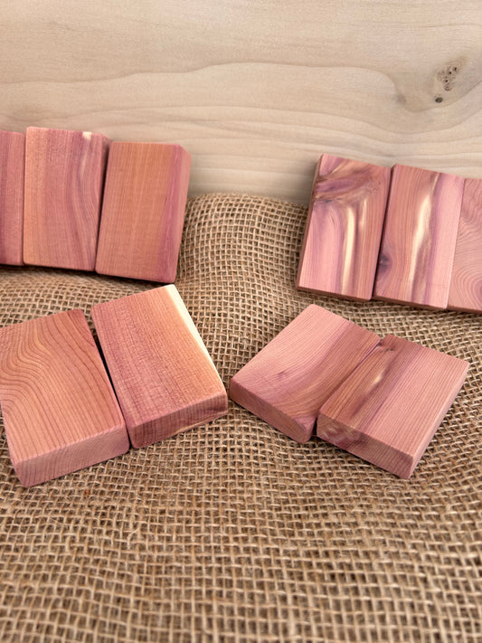 Closet and Drawer Freshener’s, Aromatic Red Cedar Blocks, Natural Insect Repellent