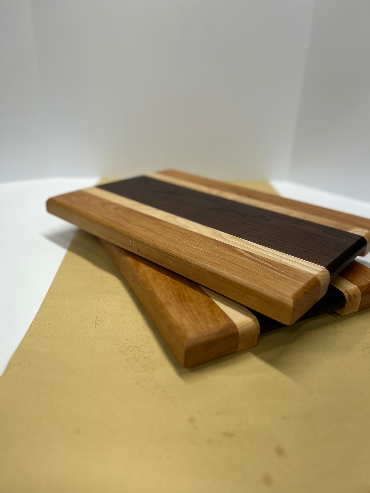 Large Wood Cutting Board (18x12x1.5)
