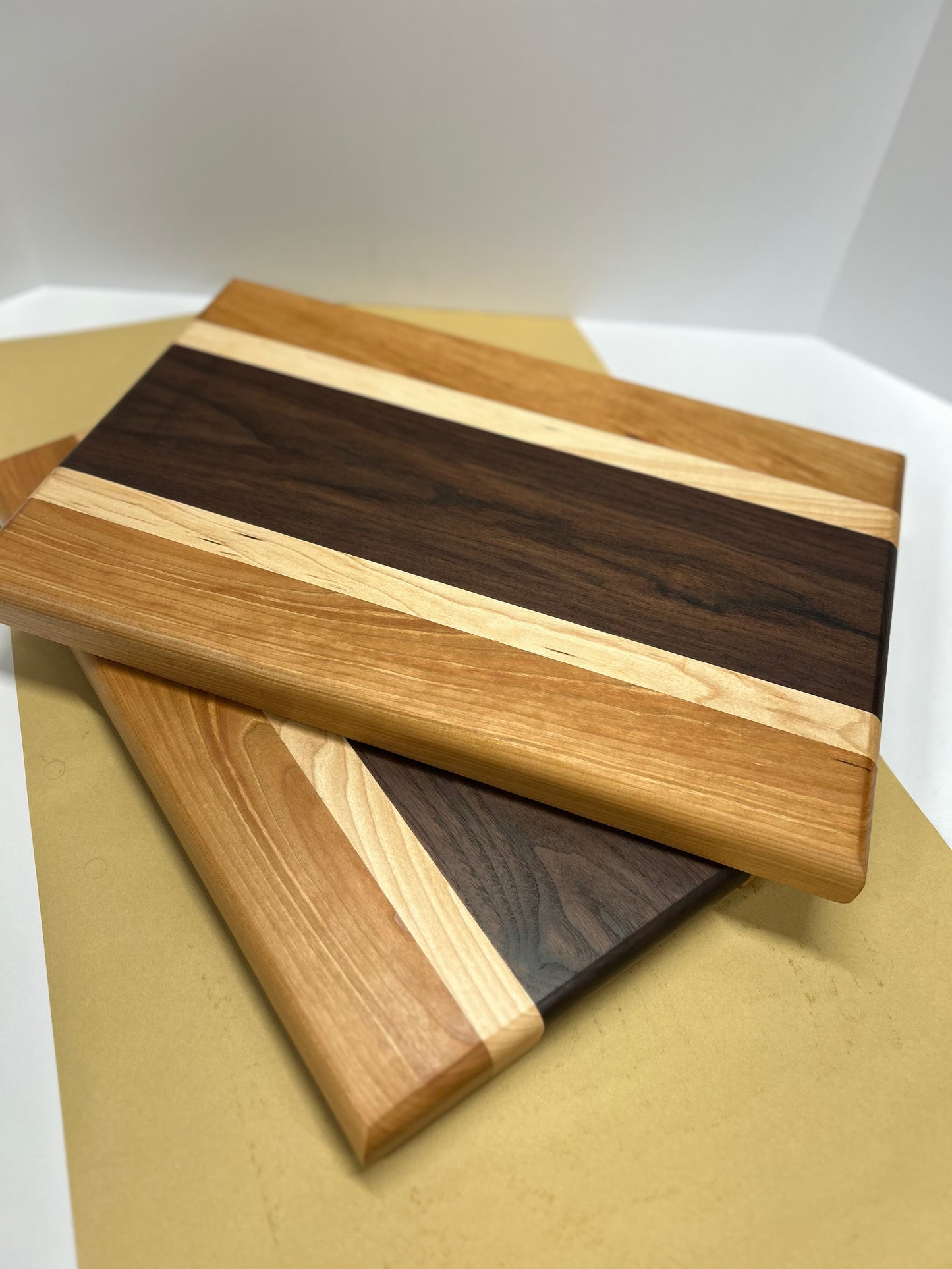 Large Wood Cutting Board (18x12x1.5)