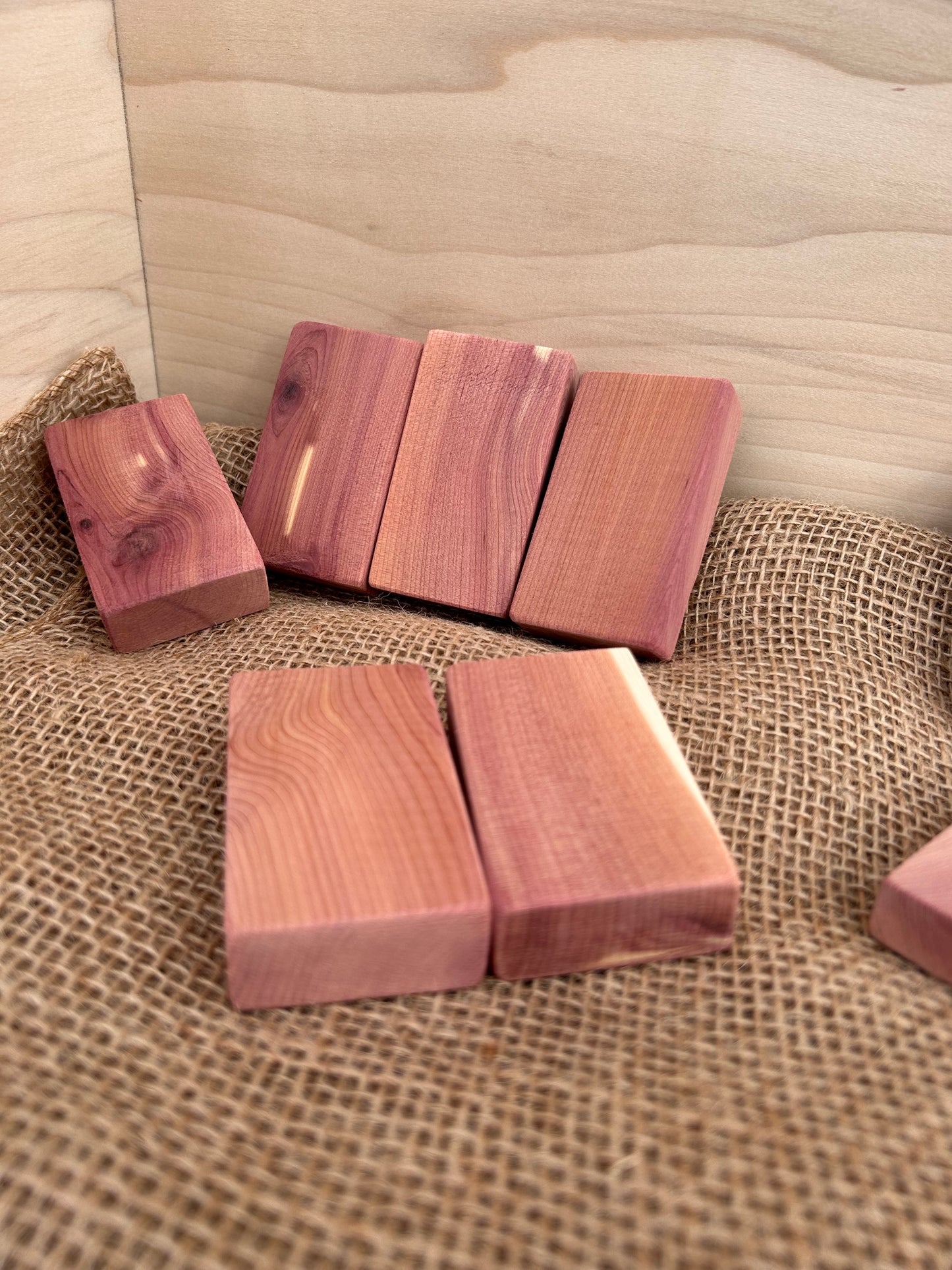 Closet and Drawer Freshener’s, Aromatic Red Cedar Blocks, Natural Insect Repellent