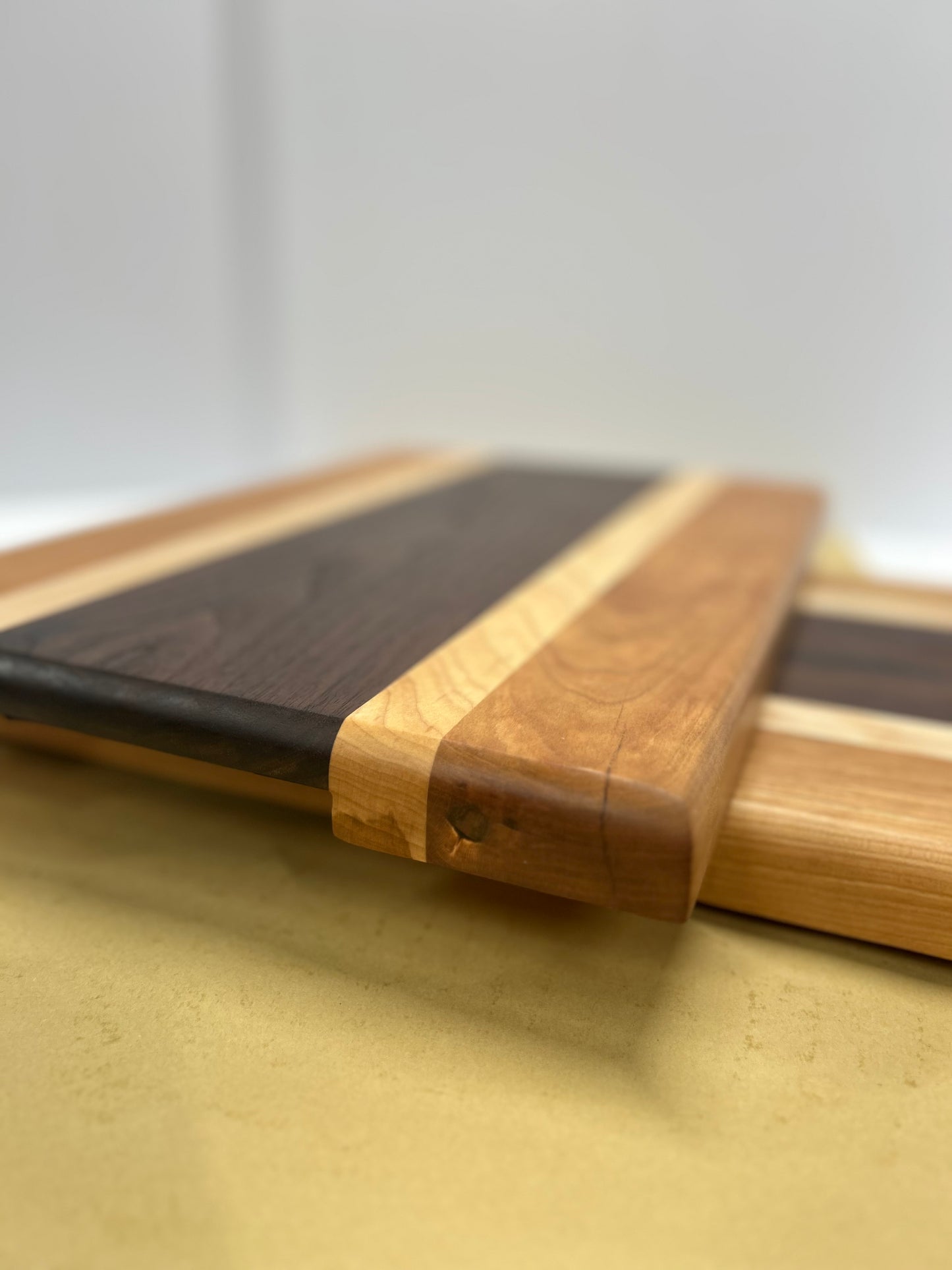 Large Wood Cutting Board (18x12x1.5)