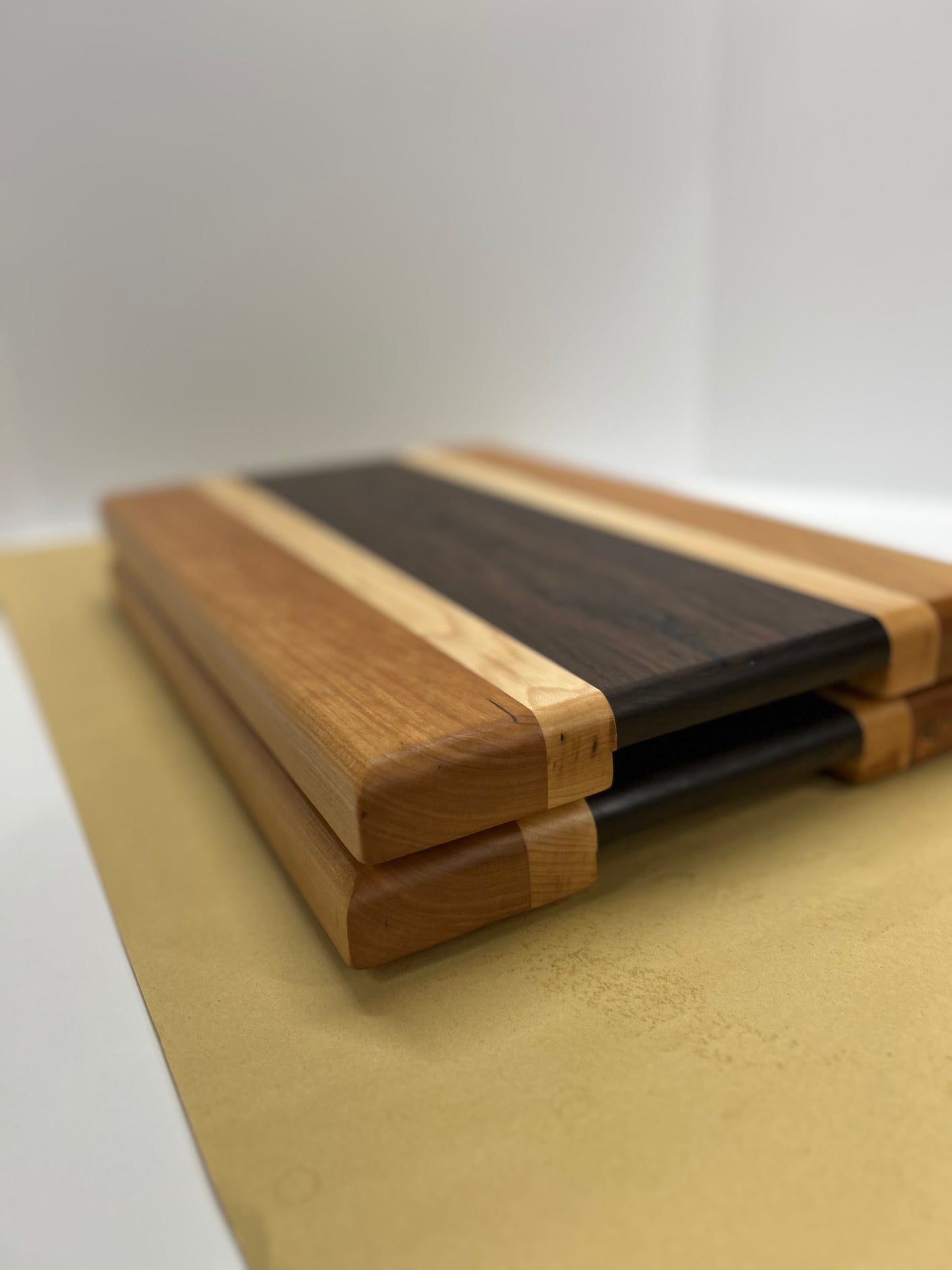 Large Wood Cutting Board (18x12x1.5)